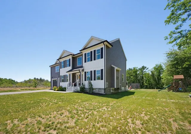 2nd image of 1479 Main St, Acushnet, MA 02743 | MLS# 73533709