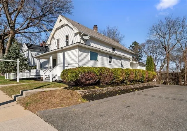 3rd image of 29 Orchard St, Southbridge, MA 01550 | MLS# 73568982