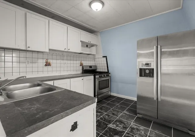 Listing Photo 2 - Condo for sale in building located at 334 Fountain St, Fall River, MA 02721 - Unit #