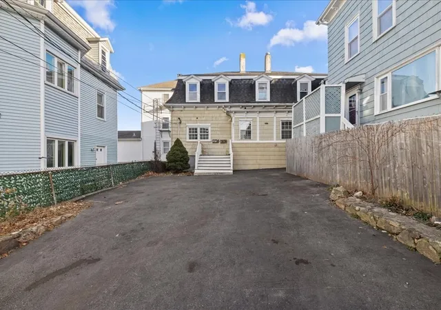 2nd image of 334 Fountain St, Fall River, MA 02721 | MLS# 73469855