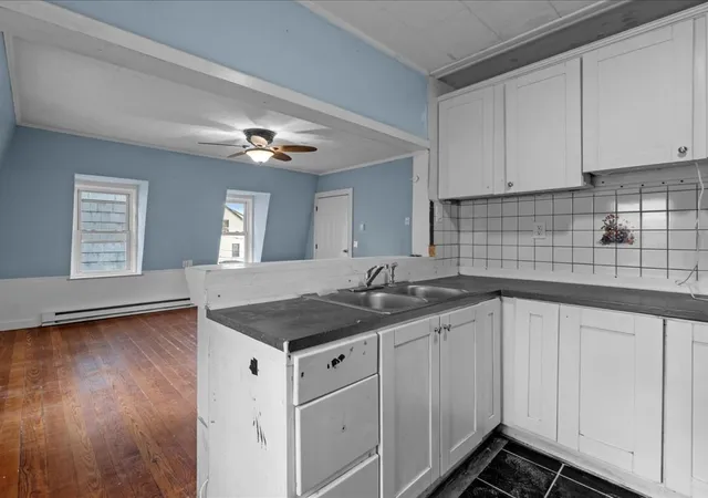 30th image of 334 Fountain St, Fall River, MA 02721 | MLS# 73469855