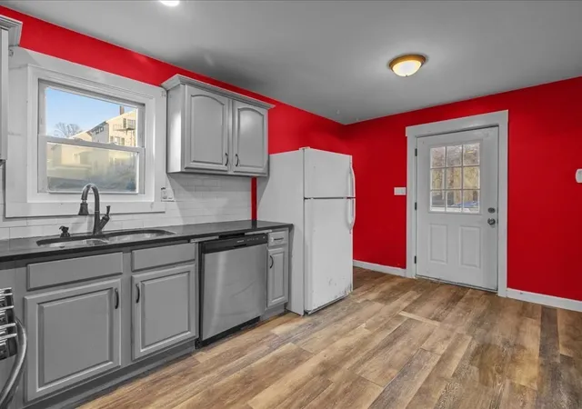 4th image of 334 Fountain St, Fall River, MA 02721 | MLS# 73469855