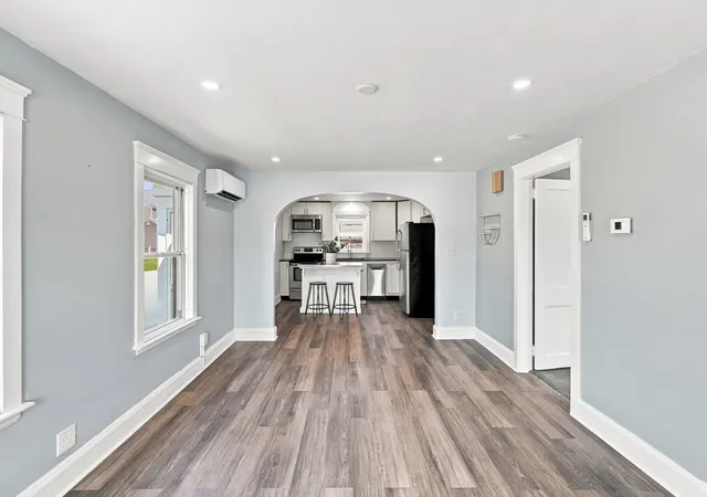 4th image of 337 Wilbur, Swansea, MA 02777 | MLS# 73565474