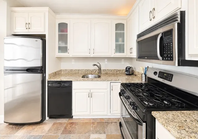 5th image of 227 Summit Ave #W205, Brookline, MA 02446 | MLS# 73519515