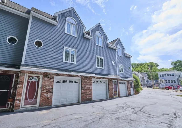 1st image of 86 White St #C, Lowell, MA 01854 | MLS# 73552726