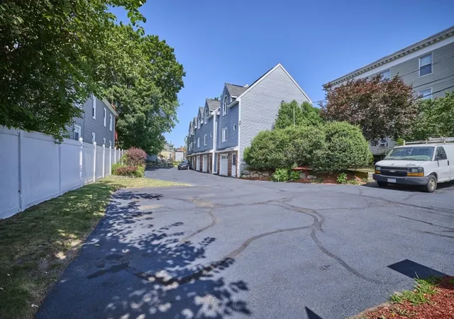 2nd image of 86 White St #C, Lowell, MA 01854 | MLS# 73552726