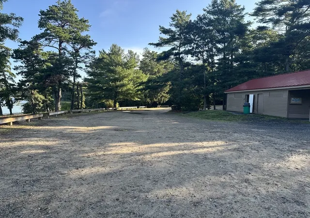 4th image of 8 Deep Wood Dr, Sandwich, MA 02563 | MLS# 73568489