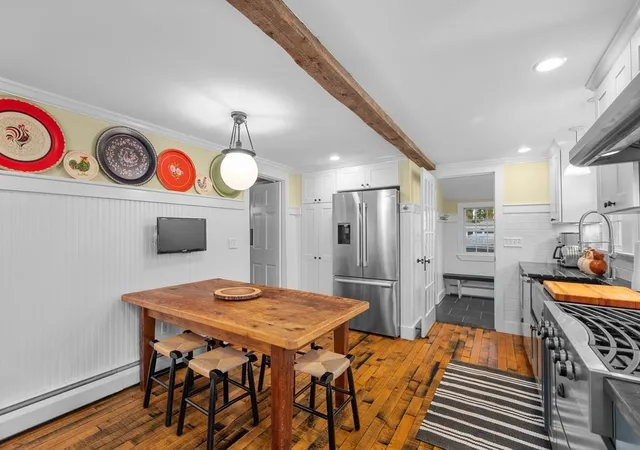 Photo 3 of Single family home for sale at 505 Main St, West Newbury, MA 01985 | MLS# 73568427 | Listing updated on 2026-09-18