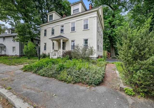Homes for sale in Methuen, MA | 10 Summit Ave, Methuen, MA 01844 | MLS# 73529934