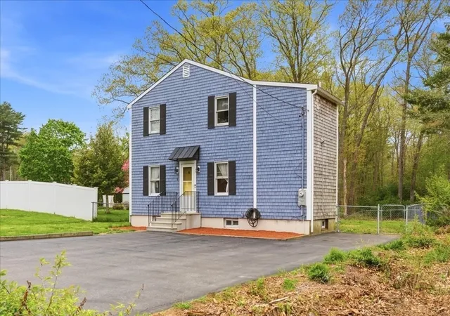 3rd image of 9 Douglas Ave, Norwell, MA 02061 | MLS# 73519915