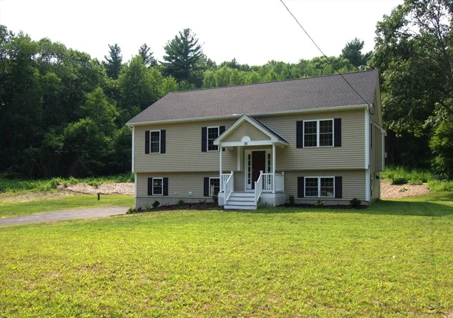 Photo 2 of Single family home for sale at 95 Af Putnam, Charlton, MA 01507 | MLS# 73551722 | Listing updated on 2026-09-13