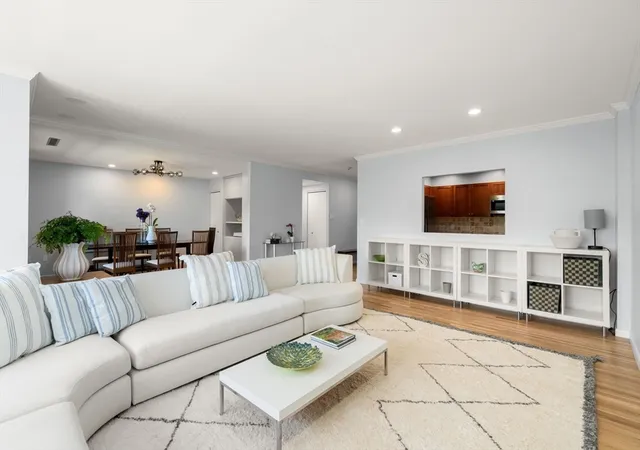 3rd image of 210 Nahanton St #219, Newton Center, MA 02459 | MLS# 73529571
