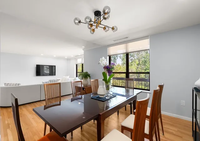5th image of 210 Nahanton St #219, Newton Center, MA 02459 | MLS# 73529571