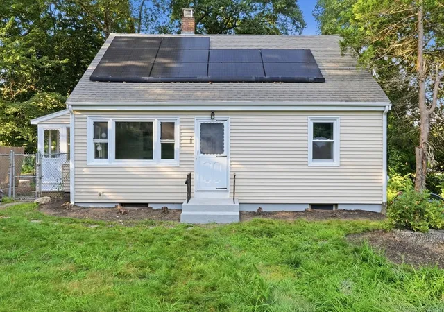 Photo 2 of Single family home for sale at 28 Mulberry Ln, Ashland, MA 01721 | MLS# 73569189 | Listing updated on 2026-09-17