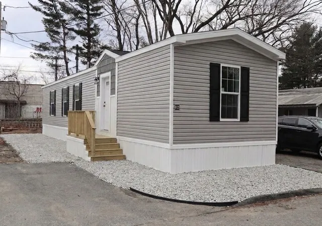 1st image of 1346 Newport Ave #B22, Attleboro, MA 02703 | MLS# 73565174