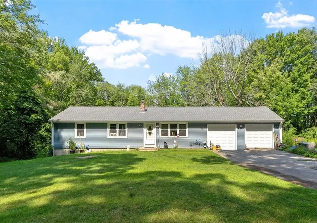 Photo 2 of Single family home for sale at 58 Mcintyre Rd, North Oxford, MA 01537 | MLS# 73564386 | Listing updated on 2026-08-24