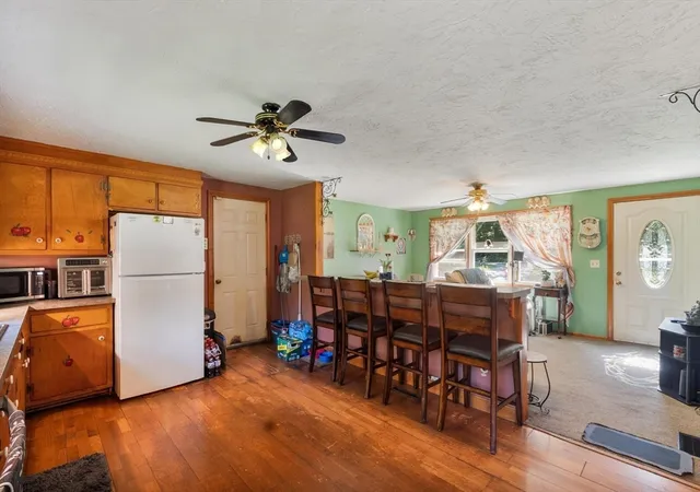 Photo 3 of Single family home for sale at 58 Mcintyre Rd, North Oxford, MA 01537 | MLS# 73564386 | Listing updated on 2026-08-24