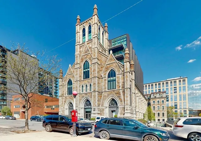 2nd image of 140 Shawmut Ave, Boston, MA 02118