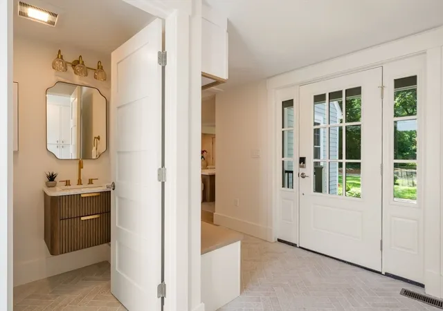 Photo 3 of Single family home for sale at 63 Main St, Dover, MA 02030 | MLS# 73567554 | Listing updated on 2026-08-28
