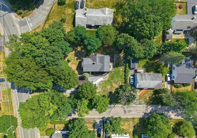 34th image of 580 Ash St, Brockton, MA 02301 | MLS# 73546137