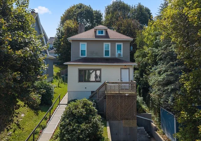 Photo 3 of Single family home for sale at 33 Clearview Ave, Worcester, MA 01605 | MLS# 73567988 | Listing updated on 2026-10-09