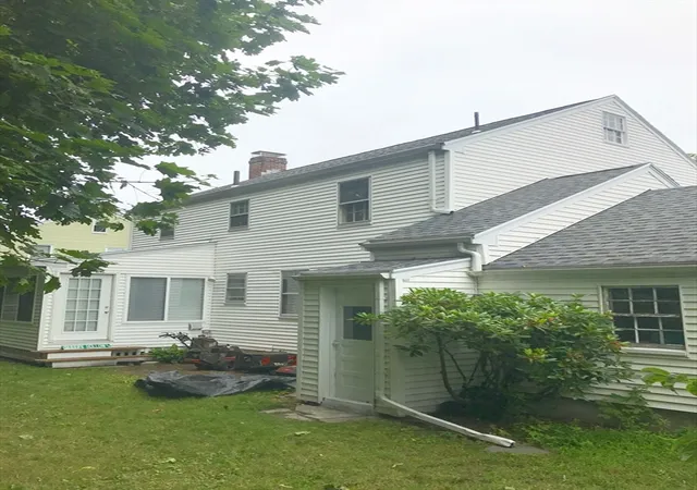 Photo 4 of Single family home for sale at 65 Fuller Ter, West Newton, MA 02465 | MLS# 73565709 | Listing updated on 2026-09-06