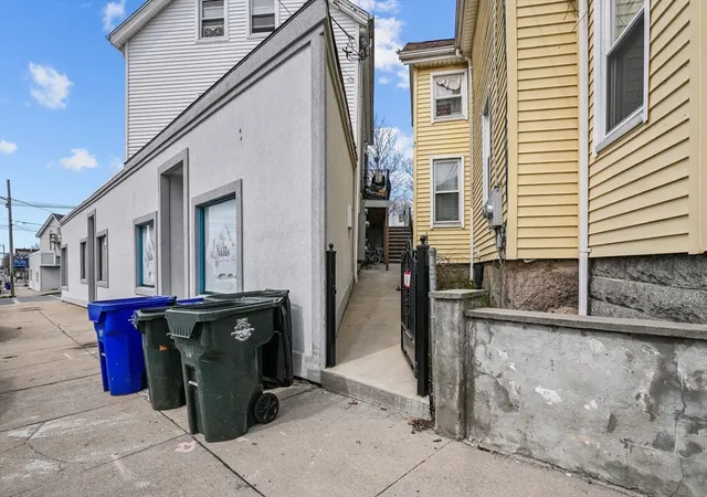 32nd image of 1792 Pleasant St, Fall River, MA 02723 | MLS# 73563603