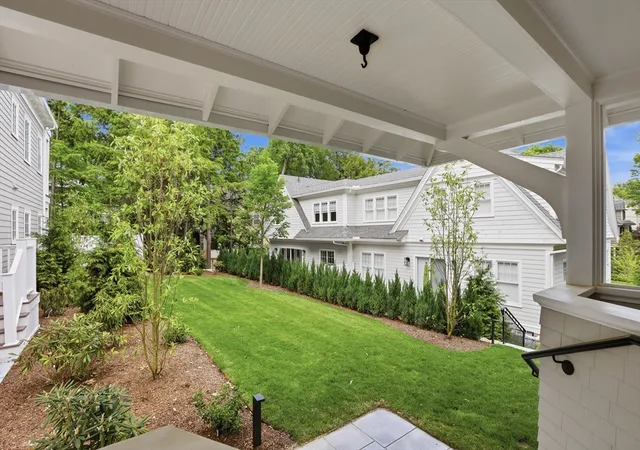 2nd image of 38 Edgewood Rd #2, Lexington, MA 02420 | MLS# 73535430