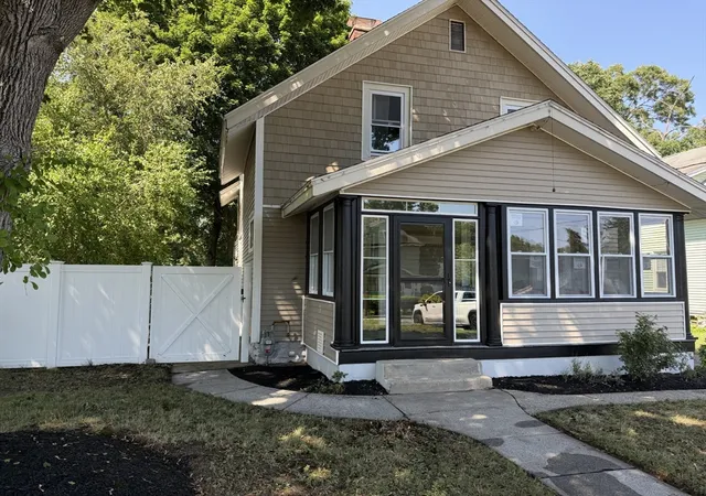 Photo 3 of Sale Pending at 47 Ideal Rd, Worcester, MA 01604 | MLS# 73546864 | Listing updated on 2026-09-23