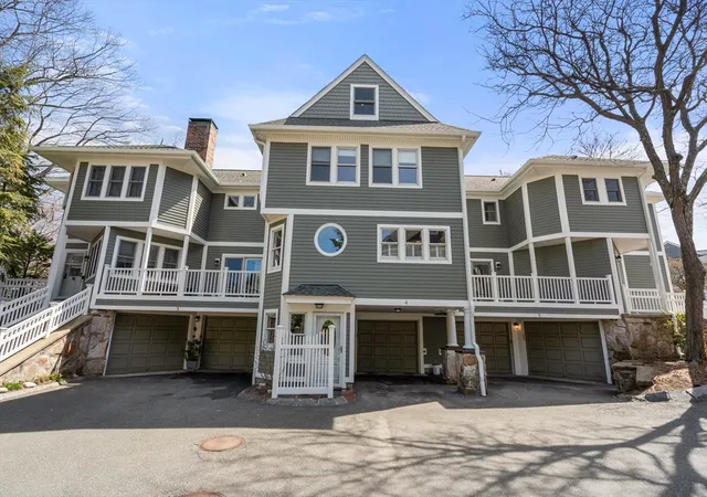 1st image of 21 Pine Street #4, Manchester, MA 01944 | MLS# 73502300