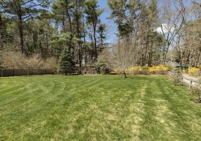 Homes for sale in Duxbury, MA | 40 Pinewood Ln, Duxbury, MA 02332 | MLS# 73508973