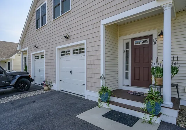 1st image of 637 Gifford St #15B, Falmouth, MA 02540 | MLS# 73557501