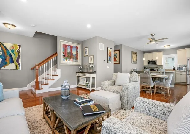 2nd image of 637 Gifford St #15B, Falmouth, MA 02540 | MLS# 73557501