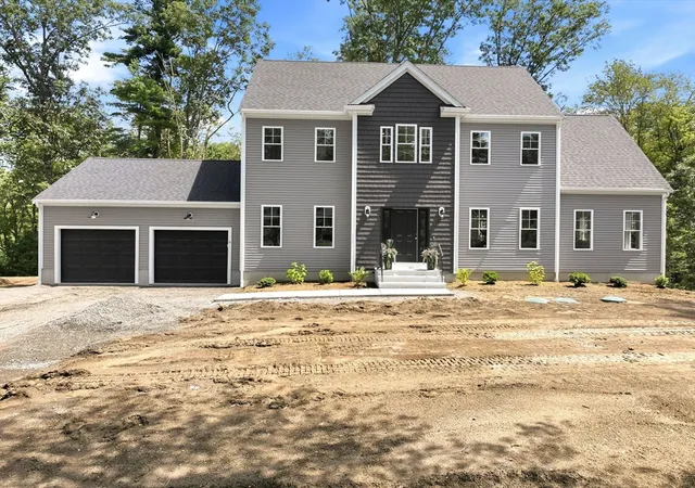 2nd image of 4 White Court, Douglas, MA 01516 | MLS# 73559856