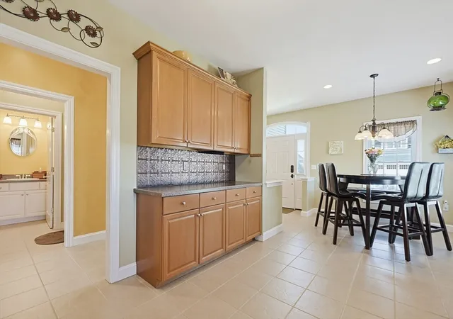 Homes for sale in Milford, MA | 20 Cedarview #20, Milford, MA 01757 | MLS# 73516001
