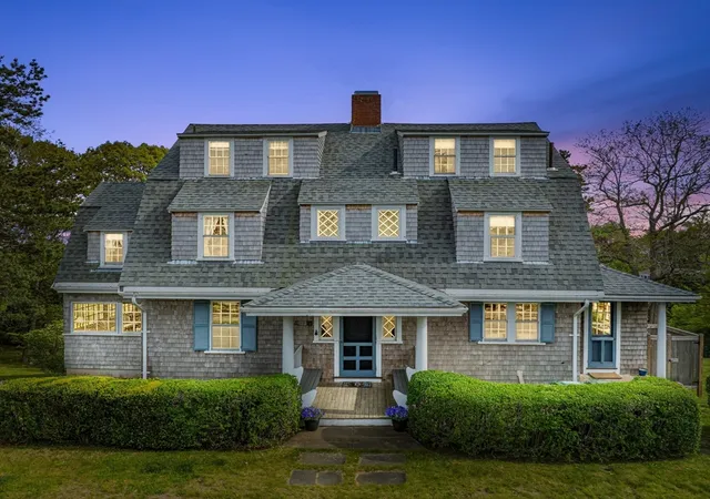 3rd image of 35 Grayton Ave, Hyannis Port, MA 02647 | MLS# 73526630
