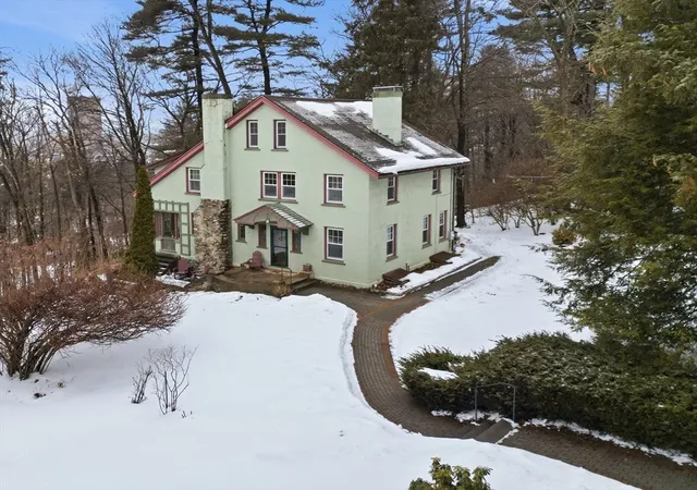Photo 3 of Single family home for sale at 50 Mount Pleasant, Amherst, MA 01002 | MLS# 73484288 | Listing updated on 2026-09-06