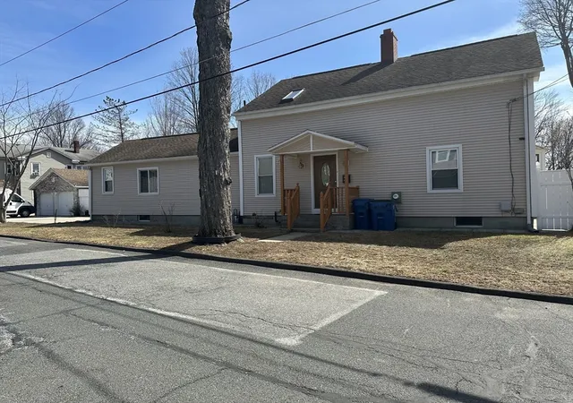 Homes for sale in West Springfield, MA | 133 Hampden Street, West Springfield, MA 01089 | MLS# 73493482