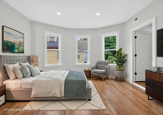 4th image of 21 Hutchinson St #2, Winthrop, MA 02152 | MLS# 73563678