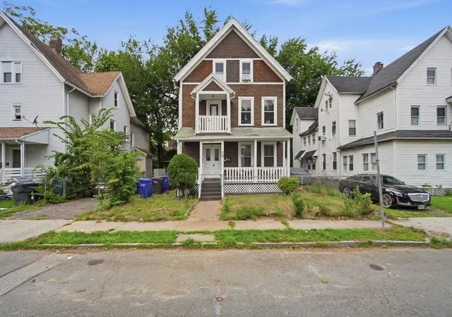 27th image of 26 Hebron St, Springfield, MA 01107 | MLS# 73563462
