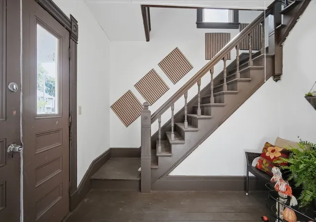 Listing Photo 5 - Condo for sale in building located at 26 Hebron St, Springfield, MA 01107