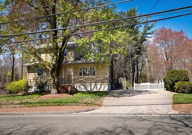 Homes for sale in North Reading, MA | 13 Concord Street, North Reading, MA 01864 | MLS# 73511978