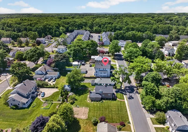 Homes for sale in North Attleboro, MA | 62 Ash St, North Attleboro, MA 02760 | Houzeo