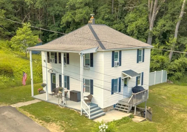 Homes for sale in Sturbridge, MA | 6 Belanger Ave, Sturbridge, MA 01566 | MLS# 73544128