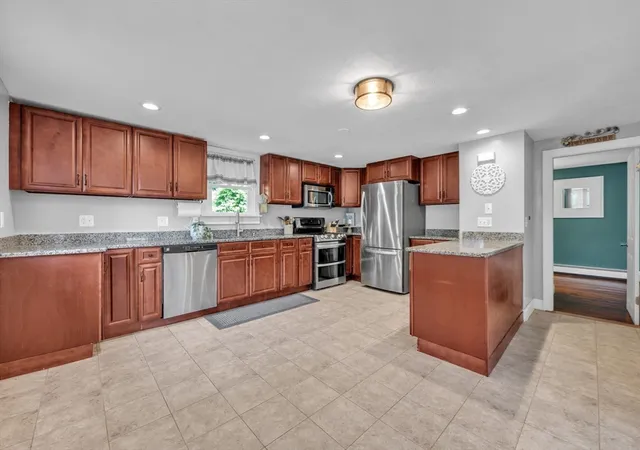 Homes for sale in Sturbridge, MA | 6 Belanger Ave, Sturbridge, MA 01566 | MLS# 73544128