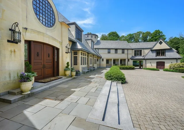 Photo 3 of Mansion for sale at 15 Claridge Dr, Weston, MA 02493 | MLS# 73569449 | Listing updated on 2026-09-01