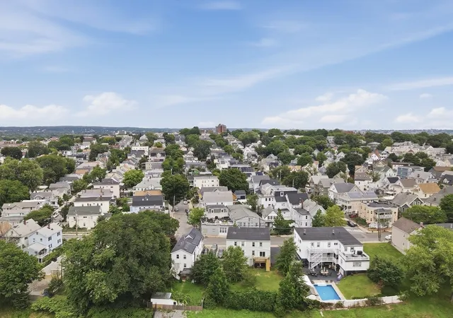2nd image of 54 Vernon St, Somerville, MA 02145
