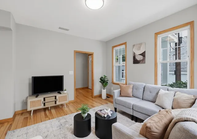 4th image of 54 Vernon St, Somerville, MA 01880