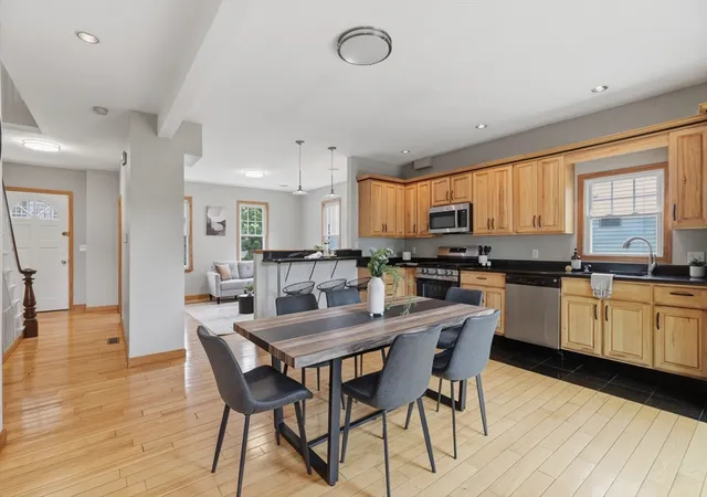 5th image of 54 Vernon St, Somerville, MA 01880
