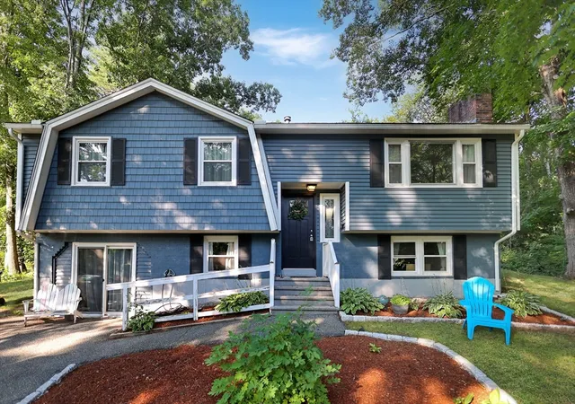 1st image of 40 Kim Kris Lane, Dracut, MA 01826 | MLS# 73545766